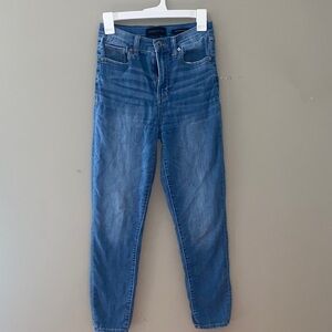 Kendall & Kylie Classic Blue Cropped Jeans